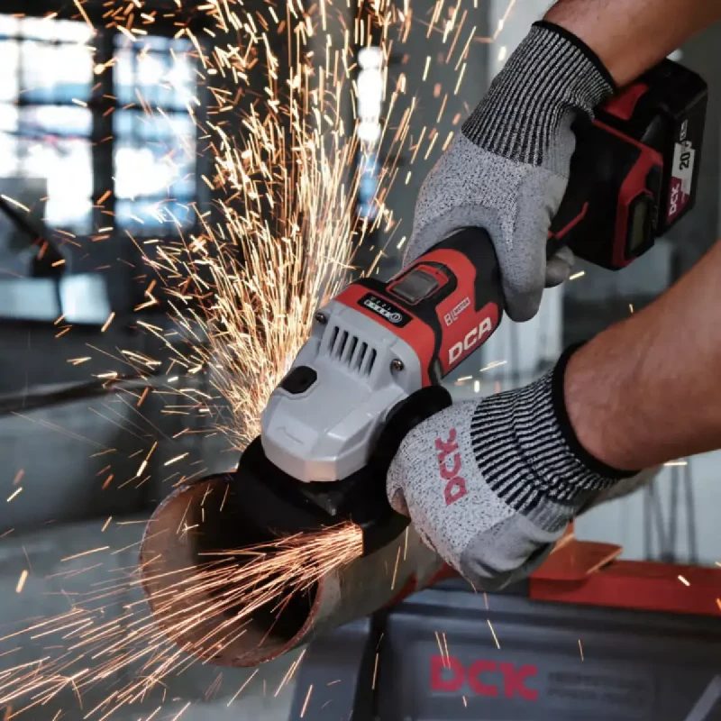 Набор аккумуляторного инструмента DCK KDKIT32 (KDSM03-125 + KDPL208, 18 В, 2*4.0 А/ч, З/У, K-Box)